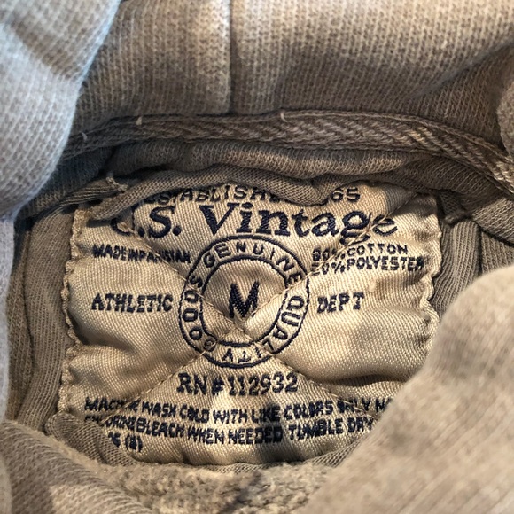 St Thomas hoodie, taupe color - Picture 3 of 3